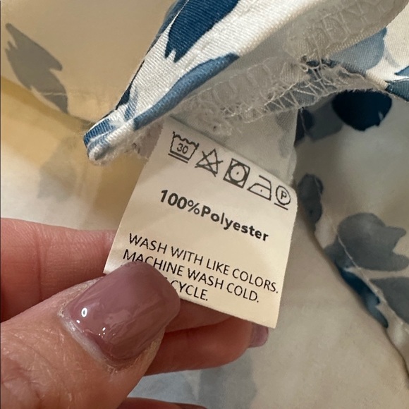 No Brand Plus Size Top Blue and White Floral Short SLeeve 5XL - Picture 4 of 4